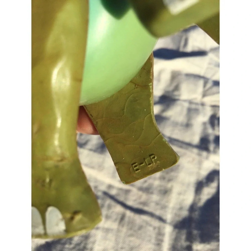 Vintage e-rr toy elephant 4” 4 in Hong Kong‎ green Moveable safari Africa